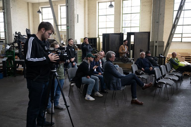 Viele Medienvertreter kamen in das Technikmuseum Magdeburg.