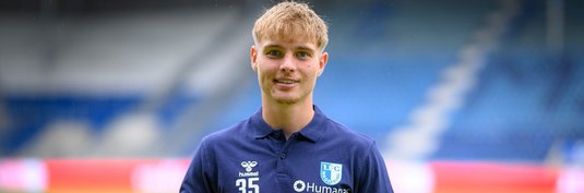 Magnus Baars mit der Auszeichnung als NLZ-Spieler der Saison
