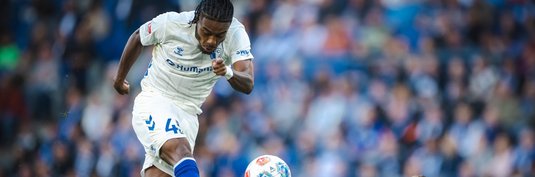 Ado Onaiwu (links) im Spiel in Bielefeld