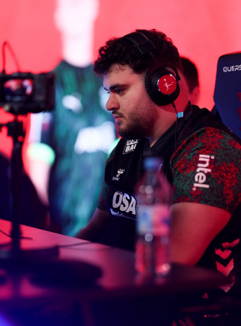 Onur Polat verlor im zweiten Spiel knapp mit 1:2. Foto: DFL / Selim Sudheimer