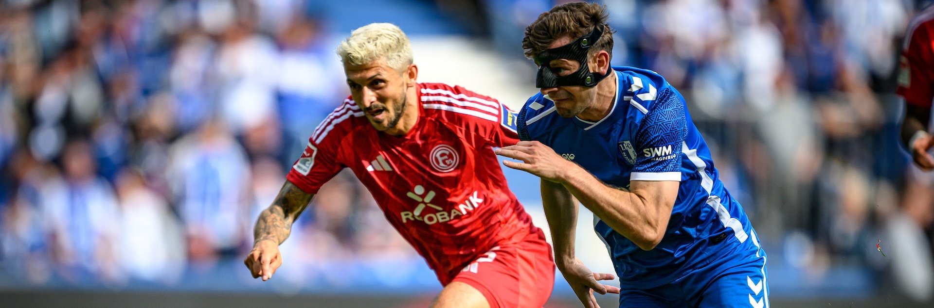Alexander Nollenberger (rechts) im Zweikampf mit Matthias Zimmermann