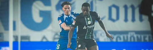 Dariusz Stalmach (links) im Spiel gegen Hannover