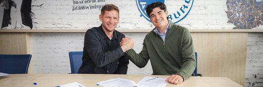 Anselmo García MacNulty (rechts) mit FCM-Sportdirektor Peer Jaekel