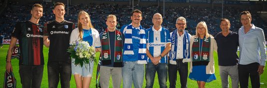 Gemeinsames Gruppenbild vor dem Schalke-Spiel