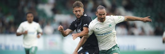 Torben Müsel (links) im Zweikampf mit Jannis Heuer
