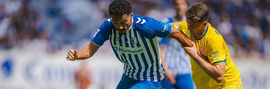 Emmanuel Iyoha (links) gegen Florian Flick
