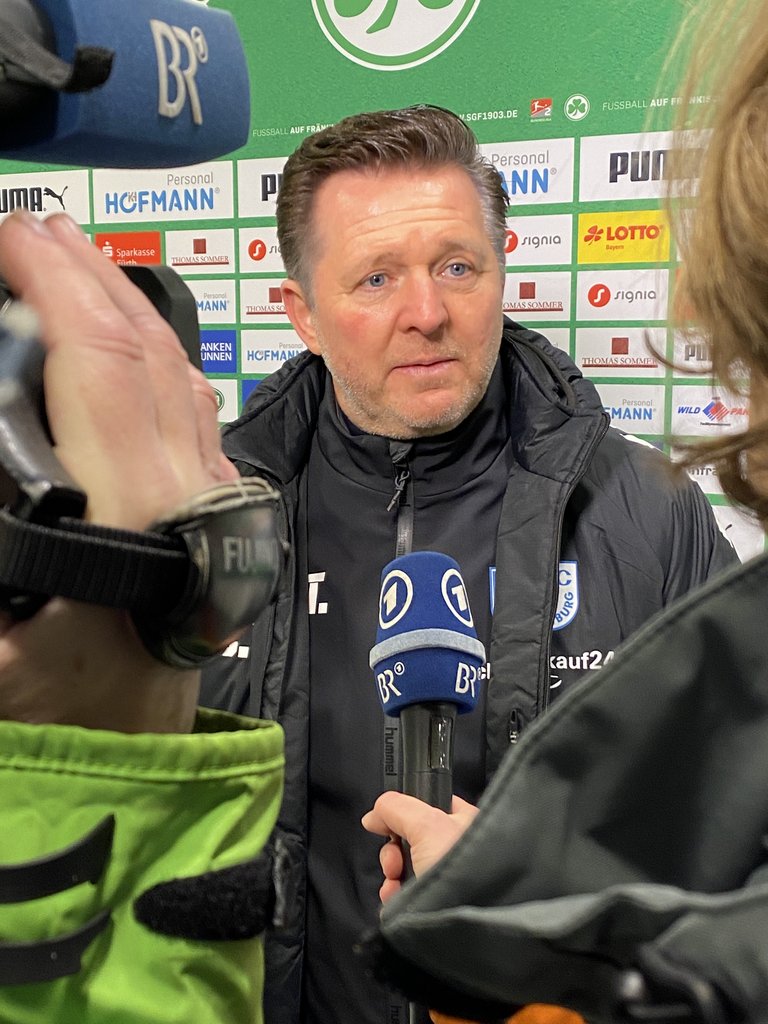 FCM-Cheftrainer Christian Titz sah seine Mannschaft nach der Pause klar verbessert.