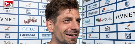 Alexander Nollenberger am Mikrofon von FCM-tv