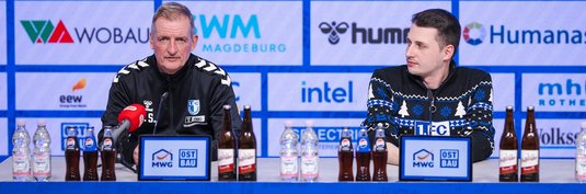 Trainer Petrik Sander (links) und Interims-Pressesprecher Tobias Barthel