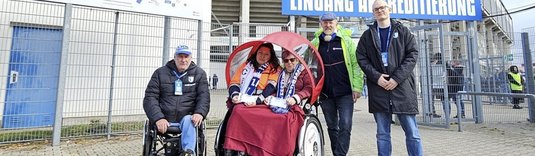 Malteser-Rikscha zum Elversberg-Heimspiel