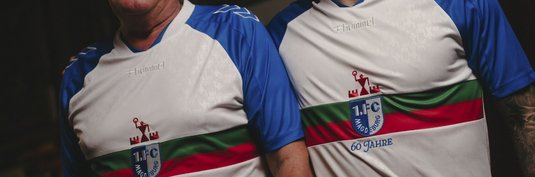 Gewinne ein getragenes Sondertrikot