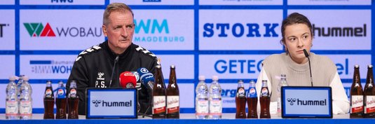 Trainer Petrik Sander (links) und Pressesprecherin Kristina Richter