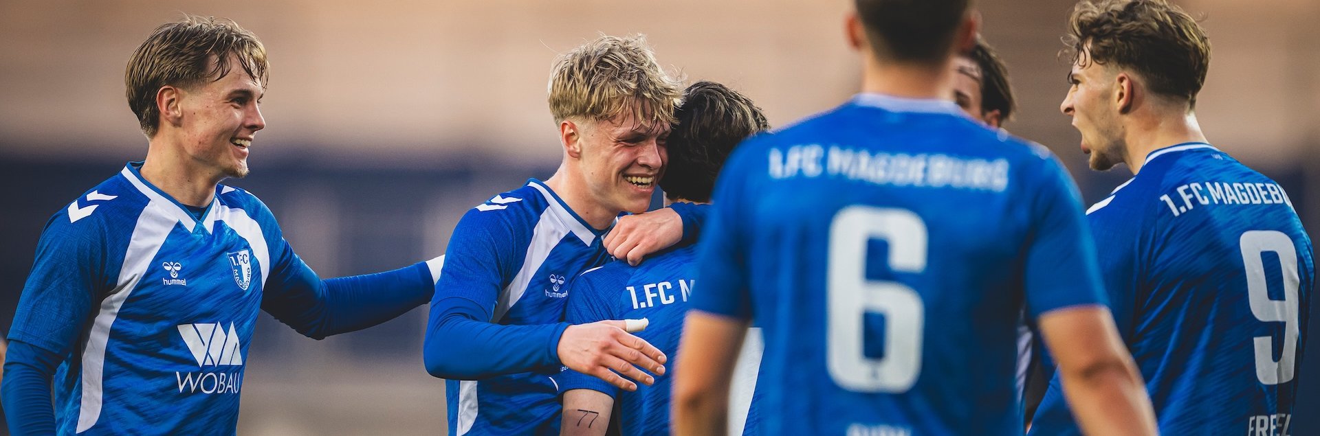 Gemeinsamer Jubel nach dem 1:0 durch Leon Mergner