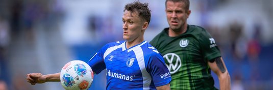 Martijn Kaars (links) im Spiel gegen Wolfsburg