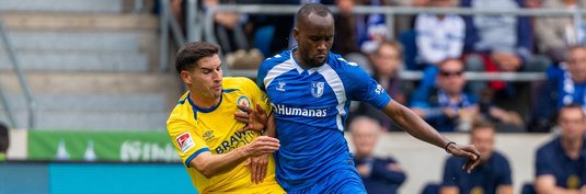 Silas Gnaka (rechts) im Hinspiel gegen Braunschweig