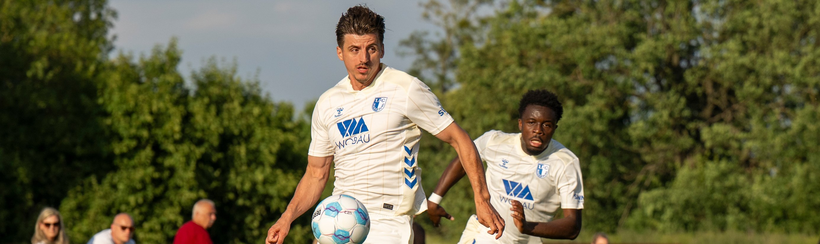 Enis Bytyqi (links) und Malick Sanogo