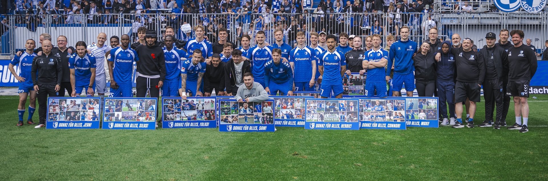 Gemeinsames Gruppenbild nach dem Spiel