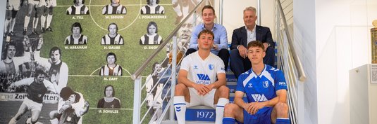 Hintere Reihe (von links): Martin Geisthardt, Peter Lackner. Vordere Reihe (von links): Laurin Schößler, Elisio Widmann
