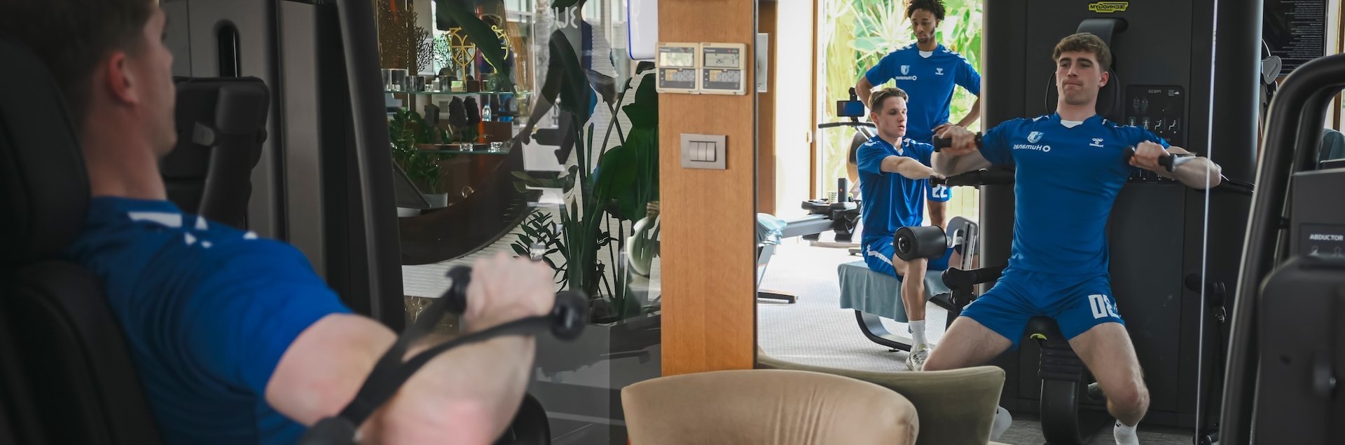 Am Nachmittag stand eine Einheit im Kraftraum an