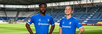 Daniel Heber(links) und Baris Atik im neuen Auswärtstrikot