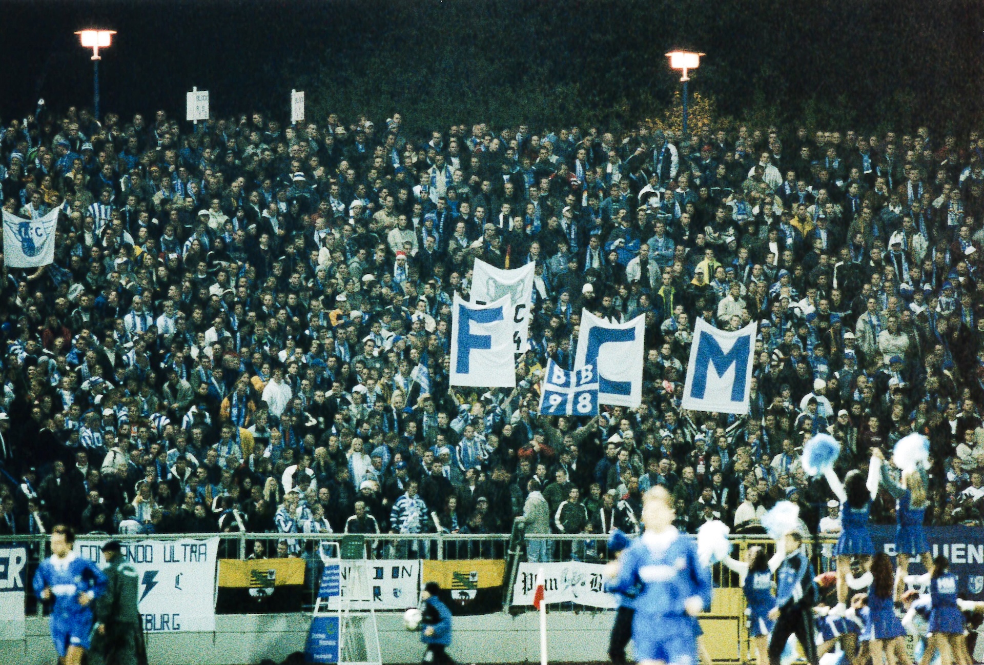 Zahlreiche Clubfans verfolgten das Spiel live im Ernst-Grube-Stadion.