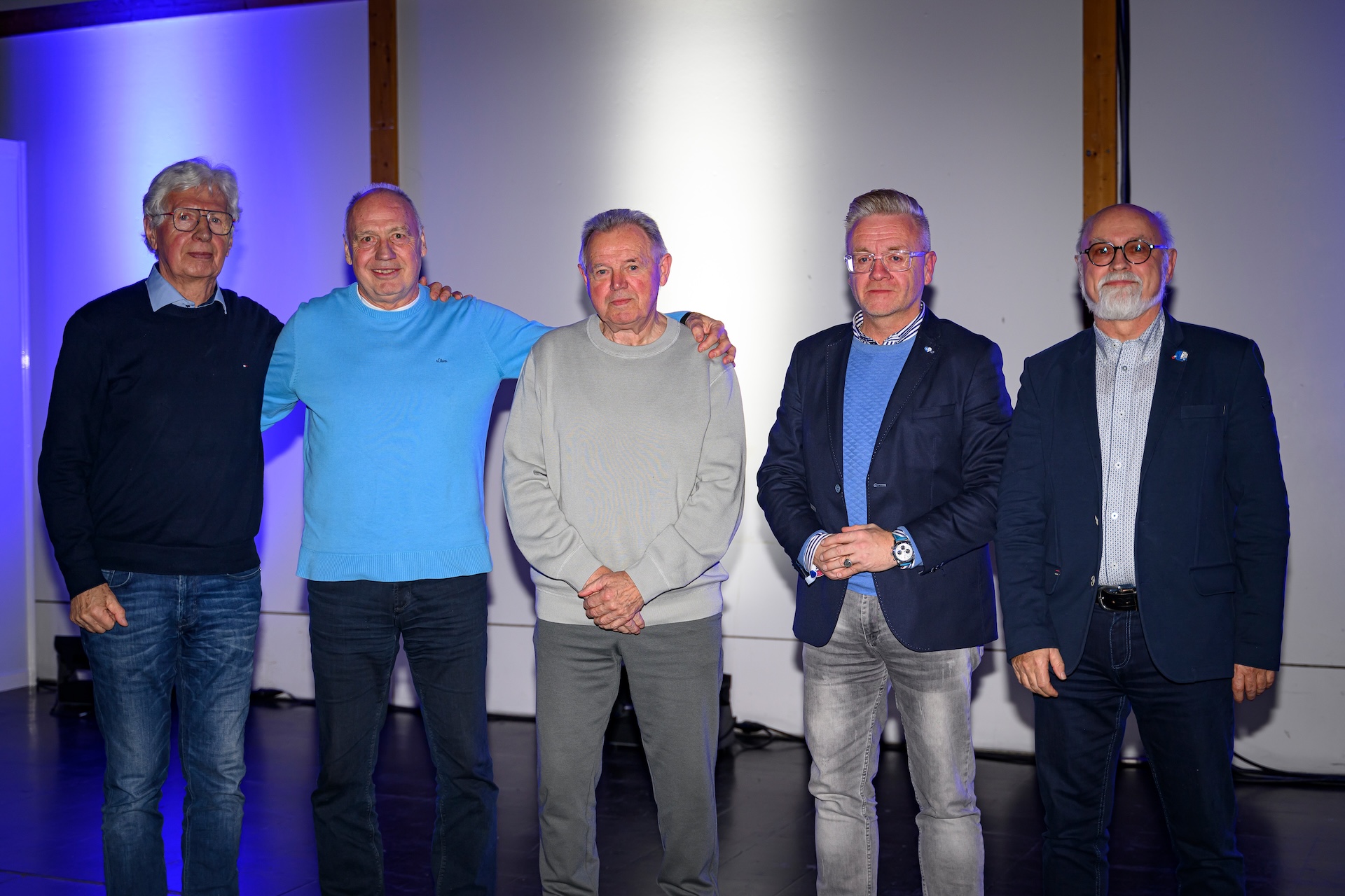 Der neue Ehrenrat. Von links: Lutz Pape, Rolf Döbbelin, Hans-Jürgen Hermann, Axel Bänsch und Ulrich Seidel. Es fehlen: Klaus Decker und Helmut Gaube.