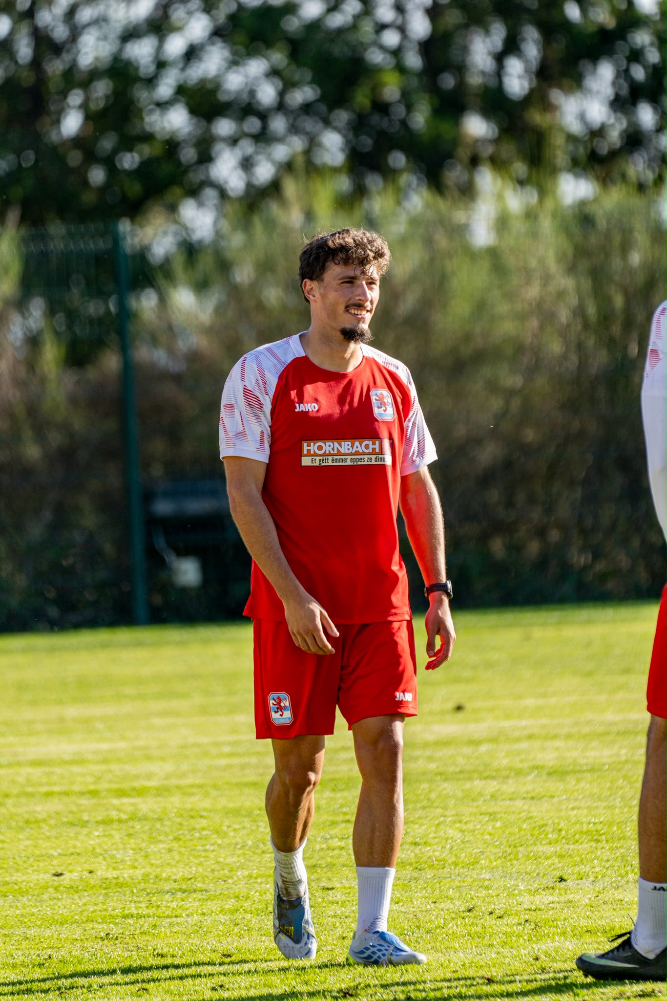 Eldin Dzogovic im Training mit Luxemburg.