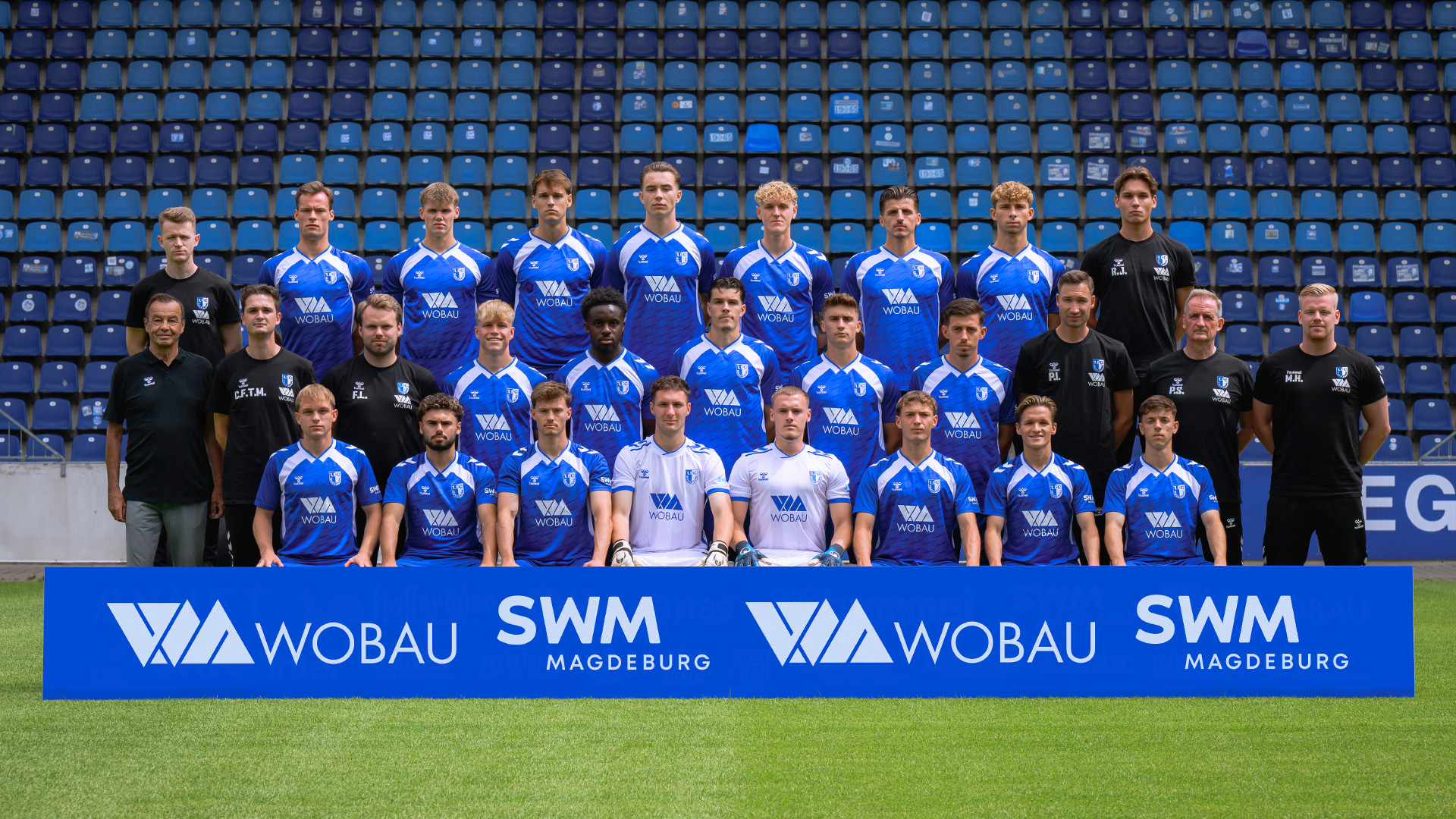 Hintere Reihe von links: Philipp Brix (Physiotherapeut, Partner MD-Reha), Julius Pfennig, Marvin Pohl, Tim Giesen, Marcel Zajusch, Hector Hink, Enis Bytyqi, Joonas Frenzel, Richard Jesse (Reha- und Athletiktrainer)<br />
<br />
Mittlere Reihe von links: Otmar Schork (Geschäftsführer Sport), Charles Marcus (Mannschaftsleiter / Zeugwart), Florian Lösch (Spielanalyst), Leon Mergner, Malick Sanogo, Felix Vogler, Timo Birk, Stefan Korsch, Pascal Ibold (gleichberechtigter Cheftrainer), Petrik Sander (gleichberechtigter Cheftrainer), Maximilian Heidel (Torwarttrainer)<br />
<br />
Vordere Reihe von links: Conner Noel Schulze, Kenan Aydin, Willi Kamm, Felix Güldner, Tom Schlitter, Laurin Schößler, Albert Millgramm, Elisio Widmann<br />